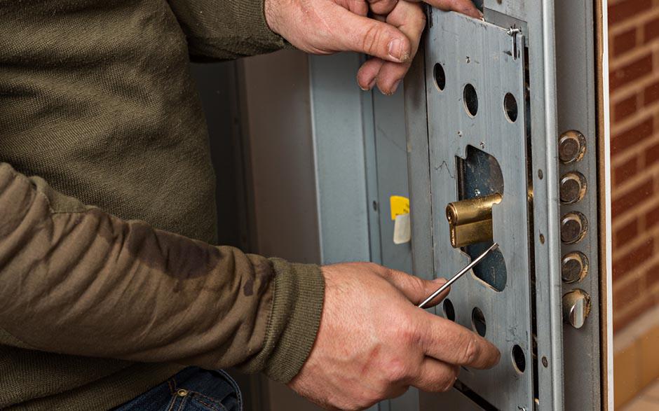 contacter un serrurier Sèvres