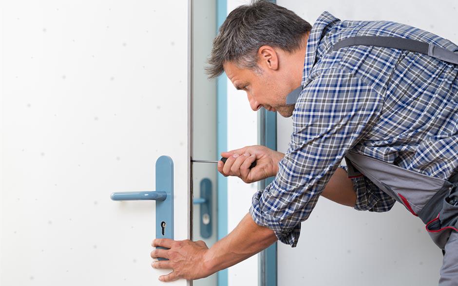 tarif serrurier ouverture de porte Ollainville